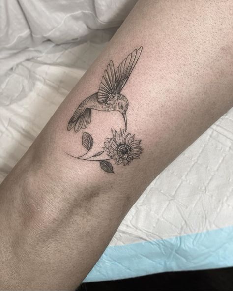 Aster Tattoo, Marigold Tattoo, Lady Bug Tattoo, Inner Arm Tattoo, Cool Wrist Tattoos, Wrist Tattoos For Guys, Forearm Tattoo Women, Sunflower Tattoos, Hummingbird Tattoo