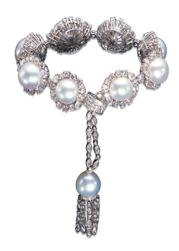 A SOUTH SEA CULTURED PEARL AND DIAMOND BRACELET | Christie's White Pearl Jewelry, Fine Pearl Jewelry, Yellow Bracelet, Diamonds And Pearls, White Pictures, Tassel Bracelet, Pearl Jewellery, Rose Jewelry, Royal Jewelry