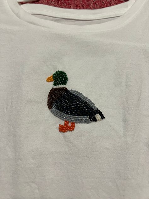 Mallard duck bead embroidered tshirt Small Animal Embroidery, Bead Embroidery Tshirt, Embroidery On White Shirt, Beaded Tshirts, Cropped Tees, Clothes Embroidery Diy, Beaded Shirt, Embellished Shirt, Embroidery Tshirt