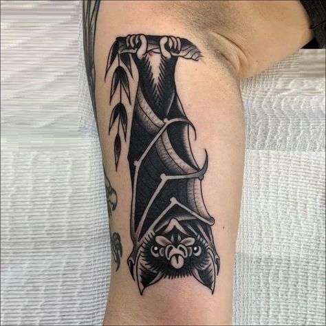 Bat Tattoo Traditional Old School, Bat Tattoo American Traditional, Knee Tattoo American Traditional, Old School Bat Tattoo, Bat Traditional Tattoo, Bizarre Tattoos, Trad Bat Tattoo, Bat Flash Tattoo, Black Cover Up Tattoo