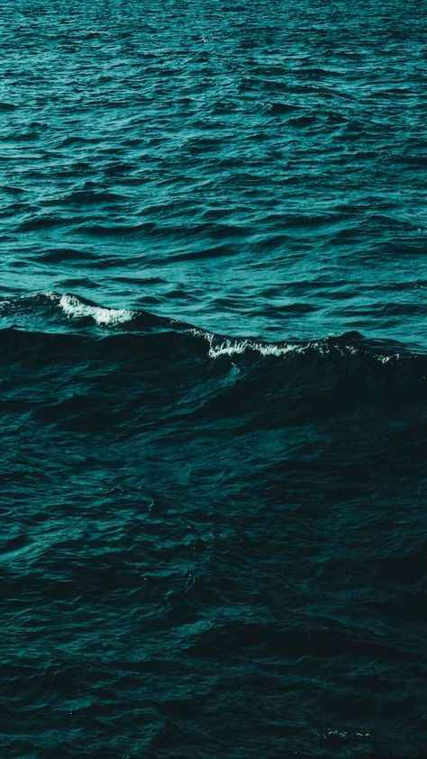 Wave Wallpaper Aesthetic, Sea Waves Wallpaper, Green Waves Wallpaper, Turquoise Aesthetic, Dark Green Wallpaper, M Wallpaper, Dark Sea Green, Turquoise Wallpaper, Water Images