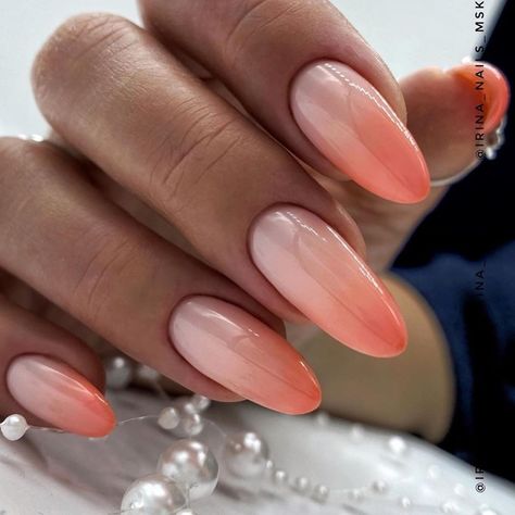 Ombre Gel Nails, Unghie Sfumate, Subtle Nails, Almond Acrylic Nails, Cute Gel Nails, Neutral Nails, Orange Nails, Elegant Nails, Dream Nails