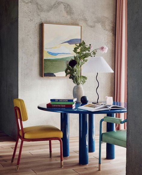 Knoll Table, Dining Room Inspiration, Trendy Decor, Bold Color, Floral Motifs, Elle Decor, Design Solutions, 인테리어 디자인, New Furniture