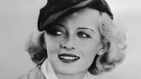 Here's What Bette Davis Thought About The Song Bette Davis Eyes Jackie Deshannon, Bette Davis Eyes, Betty Davis, Carly Simon, Film Genres, Hooray For Hollywood, Bette Davis, Joan Crawford, Romantic Drama