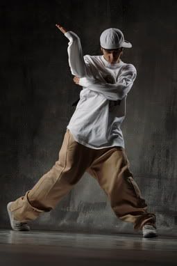 Bboy Hip Hop Outfits, Dancer Drawing Reference, Hiphop Dance Outfit Dancers, Hiphop Dance Outfit, Hip Hop Dance Poses, Dancer Drawing, Hiphop Dance, Hip Hop Dancer, Dancer Photography