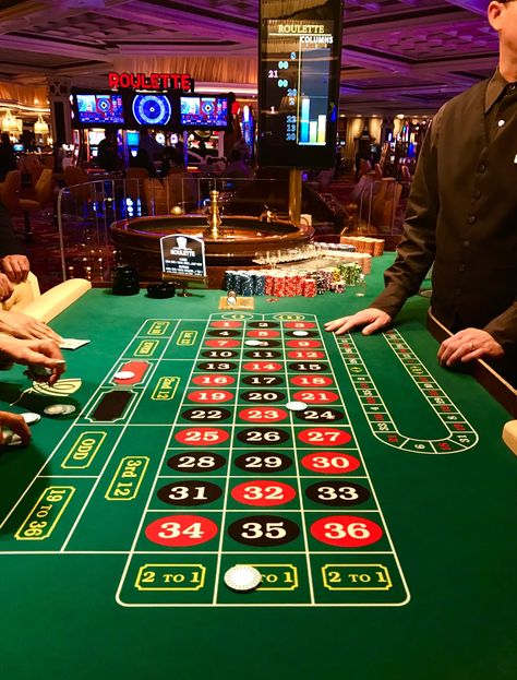 Casino Room, Tmax Yamaha, Roulette Table, Wynn Las Vegas, Casino Hotel, Gambling Games, Gatsby Party, Vegas Casino, Casino Night