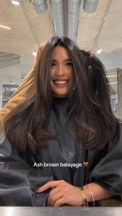 @emsansonee Light Framing Hair, Haircuts On Black Hair, Medium Brown Hair Long Layers, Layers At The End Of Hair, Long Brown Hair Haircut Ideas, Soft Layer Haircut For Long Hair, Itsyuyan Hair, Long Layer Curtain Bangs Straight Hair, Long Dark Haircut Ideas