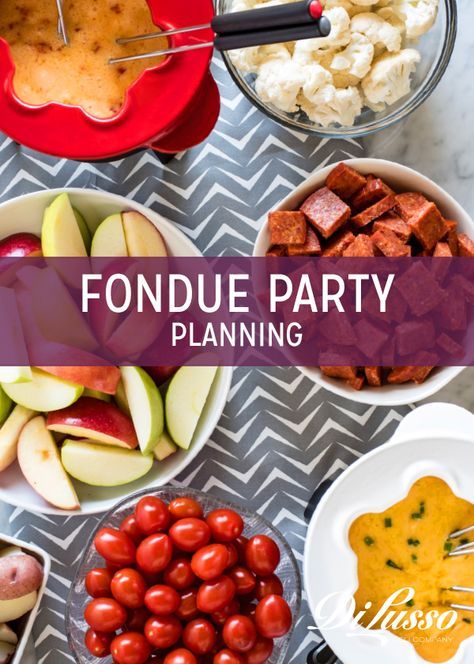 Fondue Dinner Party, Cheese Fondue Dippers, Cheese Fondue Party, Oil Fondue, Pizza Raclette, Easy Fondue Recipes, Fondue Recipes Meat, Best Cheese Fondue, Easy Cheese Fondue