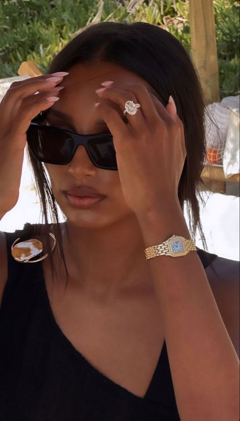 Jasmine Tookes Style, Jasmin Tookes, Cute Engagement Rings, Jasmine Tookes, Expensive Jewelry Luxury, Rich Girl Aesthetic, Future Engagement Rings, Soft Luxury, Classy Aesthetic