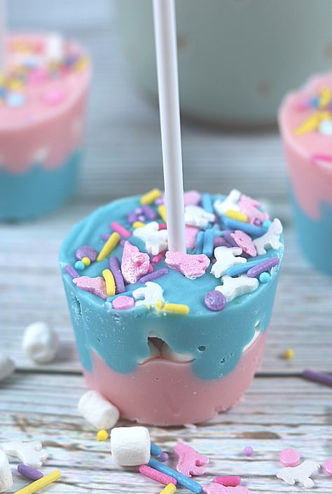 Magical Unicorn Hot Chocolate Stirrers Recipe Mermaid Slumber Party, Hot Chocolate Stirrers Recipe, Hot Cocoa Sticks, Unicorn Hot Chocolate Recipe, Hot Chocolate Sticks, Chocolate Stirrers, Winter Hot Chocolate, Hot Chocolate Cups, Homemade Snacks Recipes