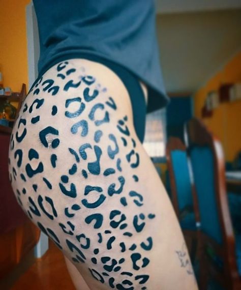 Cheetah Print Background Tattoo, Leopard Leg Tattoo Woman, Leopard Print Leg Tattoo, Cheetah Print Thigh Tattoo, Leopard Spots Tattoo For Women, Leopard Pattern Tattoo, Leopard Print Tattoo Stencil, Leapord Print Tattoos, Lepord Print Tattoo Design