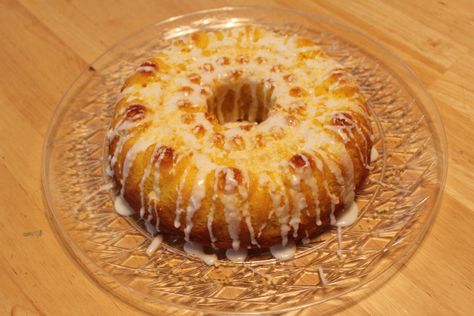 Paula Deen’s Mountain Dew Cake – Penny's Food Blog Pound Cake Paula Deen, Dew Cake, Mountain Dew Cake, Mini Bundt Cakes Recipes, Orange Bundt Cake, Paula Deen Recipes, Orange Cake Recipe, Mini Bundt Cakes, Pound Cakes