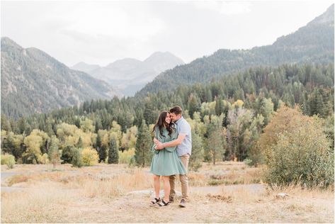 Getting married in Utah and looking for a good spot to take your engagement photos? No matter what season you're getting married in, there are so many pretty photography spots in Utah. A lot of which are in our beautiful mountains! Tibble Fork Reservoir Photography, Tibble Fork Reservoir, Utah Fall, Utah Engagement Photos, American Fork Canyon, Utah Lake, Fall Color Trees, Utah Lakes, Pretty Photography