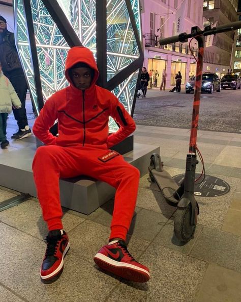 DQ on Instagram: “☔️☔️☔️ #postoftheday #photographylovers #drip #red #drippit” Nike Tech Red, Gang Style, Nike Tech Fleece, Nike Tech, Tech Fleece, Hair And Nails, Nike, Iphone, Nails