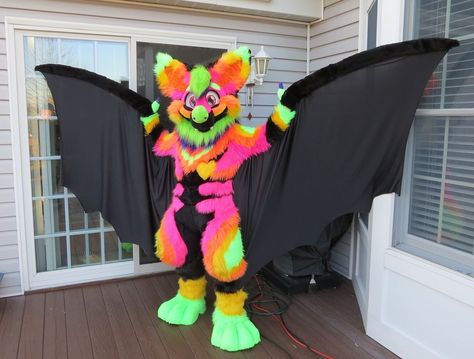 Bat Fursuit, Bat Fursona, Unique Fursuits, Dragon Fursuit, Fursuit Ideas, Fursuit Tutorial, Good Pics, Bat Art, Fruit Bat