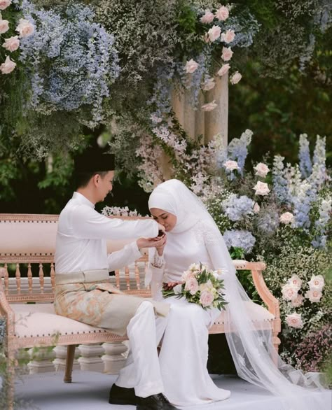 Wedding Malaysia Muslim, Akad Nikah Photography, Gambar Kahwin, Nikah Photography, Foto Akad, Wedding Pelamin, Wedding Malaysia, Wedding Moments Photography, Melayu Wedding