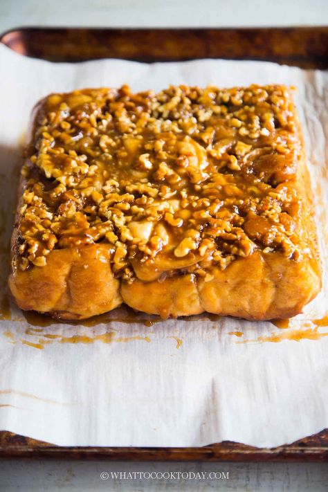 Walnut Sticky Buns, Instant Pot Asian Recipes, Miso Caramel, Caramel Sticky Buns, Asian Fusion Recipes, Gooey Caramel, Miso Paste, Cookies Pastry, No Knead Bread