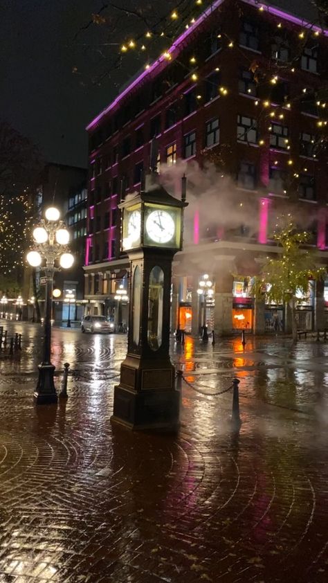 enchantedvancouver on Instagram: Moody rainy days in Vancouver #vancouver_canada🇨🇦 #vancouver #gastownvancouver #reels #hellobc #tourism #canada🇨🇦 #awesome_phototrip… Canada Night View, Vancouver Nightlife, Vancouver Rain, Canada Night, Canada Vancouver, Night View, Vancouver Canada, Night Photography, Rainy Days