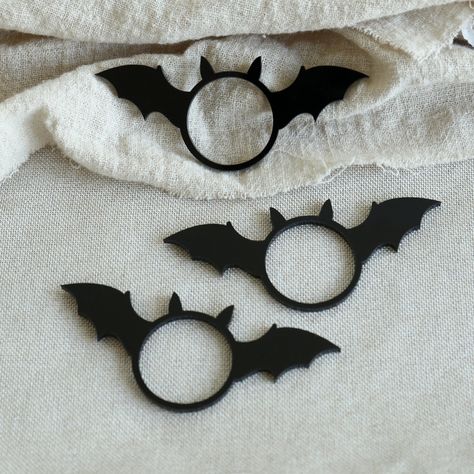 Black laser cut BAT napkin rings,Halloween party decor,wooden birthday party decor,Fall or Autumn Decor|Party DIY Decorations| - AliExpress Bat Themed Party, Bat Folding Napkins, Cute Bat Decorations, Bat Wedding Ring, Bat Themed Accessories, Party Diy Decorations, Fall Or Autumn, Wooden Napkin Rings, Birthday Party Decor