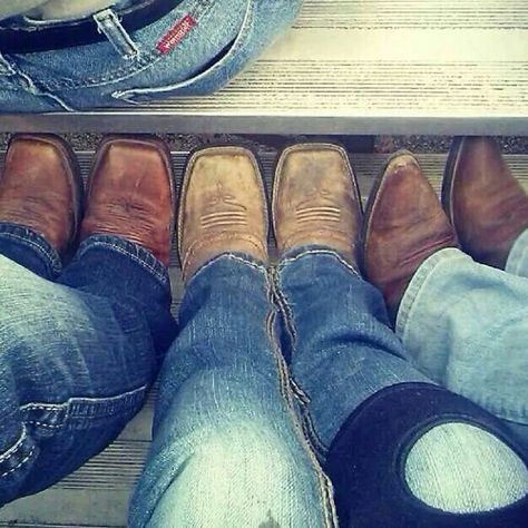 Country Best Friends, Country Girl Life, Bota Country, Estilo Country, Country Girl Style, Country Fashion, Cute N Country, Southern Girl, Cute Boots