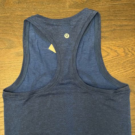 Size 4 Bought For $58 Perfect Condition, Never Worn, Color Discontinued In This Style #Lululemon #Activewear #Swiftlytech #Cheap #Preppy Lululemon Activewear, Lululemon Swiftly Tech, Lululemon Swiftly, High Neck Tank Top, Swiftly Tech, High Neck Tank, Things To Buy, Lululemon Athletica, High Neck