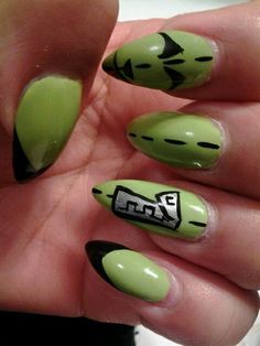 Emo Nails 2000s, Scene Acrylic Nails, Invader Zim Nail Art, Scene Nails Simple, Gir Nails Invader Zim, Invader Zim Nails, Scene Kid Nails, Invader Zim Acrylic Nails, Zombie Core