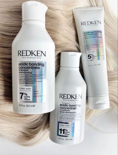 Trust me when I say, this is the product you should be using when you have highlighted hair Redken Bonding, Acidic Bonding Concentrate, Products For Damaged Hair, Shampoo For Damaged Hair, Damage Hair Care, Redken Hair Products, Best Hair Care Products, Shower Skin Care, Hair Essentials