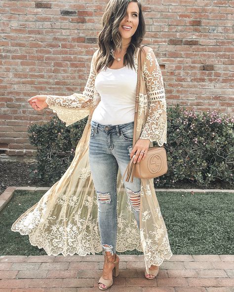 Lace Kimono Outfit, Pretty Kimonos, Looks Adidas, Kimono Outfits, Ethno Style, Kimono Outfit, Mode Kimono, Ankle Braces, Estilo Hippie