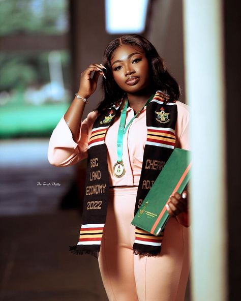 KNUST Graduation sash from @sash.and.stole on instagram captured by Touch Photos Graduation Sash Ideas, 2027 Graduation, Sash For Graduation, Grad Session, College Graduation Photoshoot, Graduation Sash, Graduation Photography Poses, Beautiful Photoshoot Ideas, Graduation Poses