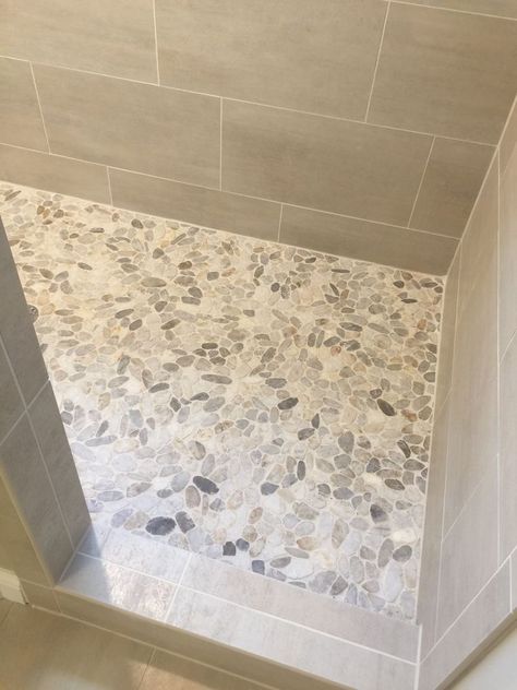 Bathroom In Mexico, Pebble Bathroom Tile, River Stone Bathroom, River Pebble Shower Floor, Pebble Tile Bathroom Floor, River Rock Shower Floor Ideas, Beige Tile Bathroom Ideas Color Palettes, Sand Tile Bathroom, River Rock Shower Ideas