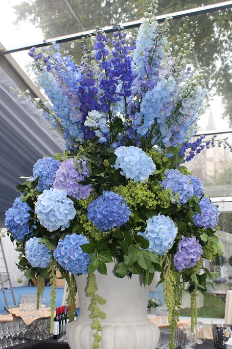 Flower arrangements Periwinkle Flower Arrangements, Large Hydrangea Arrangement, July Floral Arrangements, Wedding Flower Arrangements Blue, Altar Flower Arrangements, Flowers Bouquet Ideas, Flower Arrangements For Weddings, Hotel Flower Arrangements, Japanese Flower Arrangement