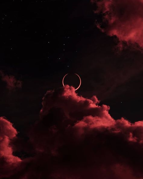 Love Asthetic Wallpers Dark, Asthetic Picture Dp Dark, Red Moody Aesthetic, Anime Asthetic Wallpers Dark, Moon Asthetic Wallpers, Love Asthetic Wallpers, Red Moon Aesthetic, Red Skies Aesthetic, Asthetic Wallpers Iphone