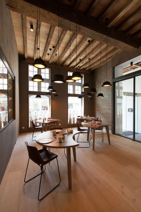 Exposed Beams Ceiling, Exposed Ceilings, Kitchen Construction, Rustic Inspiration, In Bruges, Loft Stil, Rustic Ceiling, Bruges Belgium, Modern Home Interior Design