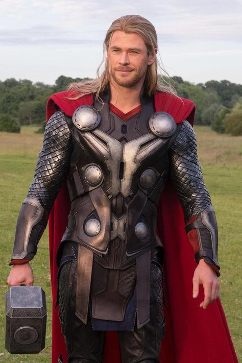 Chris Hemsworth Thor Ragnarok, Chris Hemsworth Thor, Avengers Age Of Ultron, Thor Ragnarok, Avengers Age, Avengers Infinity, Age Of Ultron, The Avengers, Chris Hemsworth