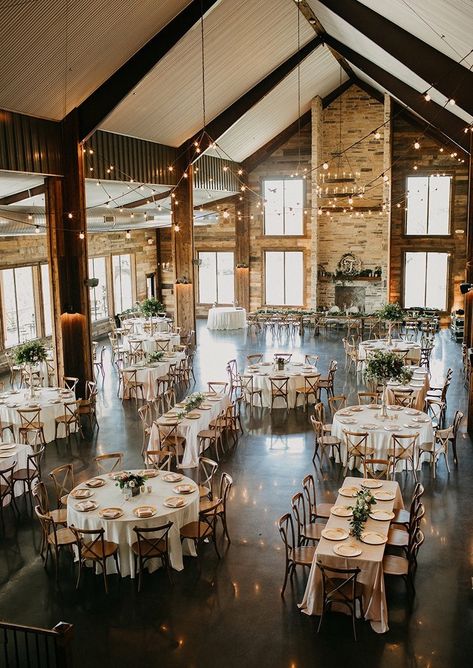 Country Theme Wedding, Dream Venue, Dream Wedding Venues, Future Wedding Plans, Dream Wedding Ideas Dresses, Venue Decor, Cute Wedding Ideas, Salou, Barn Wedding Venue