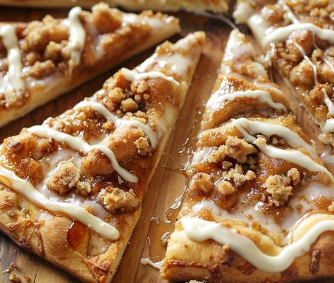 Sweet and Crunchy Cinnamon-Sugar Pizza – Chloe foods Homemade Dessert Pizza, Cinnamon Sugar Desserts, Cinnabon Recipe, Pizza Dough From Scratch, Sweet Pizza, Crescent Recipes, Family Desserts, Fruit Toppings, Homemade Dough