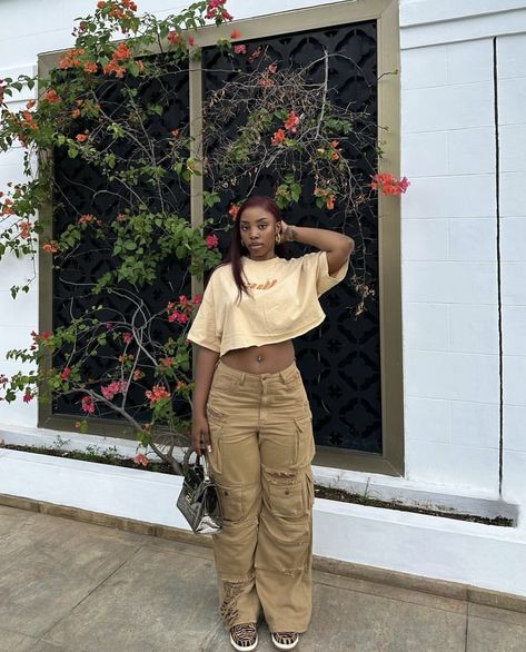 Earth Tones Women Outfit, Outfit Ideas Earth Tone, Earth Tone Outfits Women, Earth Tone Streetwear, Earthtone Outfits, Warm Tone Outfits, Earthy Tone Outfits, Earth Toned Outfits, Bach Themes