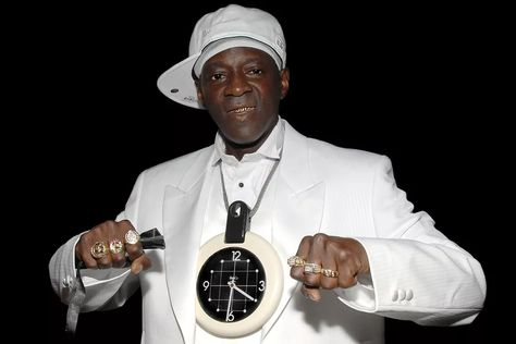 Flavor Flav, Famous Moms, Spirit Airlines, Elvis And Priscilla, Public Enemy, Priscilla Presley, Music Business, Him Band, I Feel Good