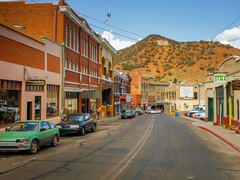 Best Desert Towns to Visit in America: Vacation Destinations & More - Thrillist Small Desert Town, Desert Vacation, Desert City, Desert Town, Bisbee Arizona, Desert Road, Western Town, Fun Deserts, Mountain Views