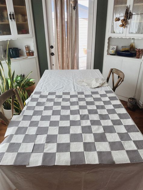 Checkered Quilt Pattern, Checkered Quilt, Neutral Quilt, Nine Patch Quilt, Sew Baby, Baby Blanket Pattern, A Rainy Day, Baby Quilt, Quilt Sewing