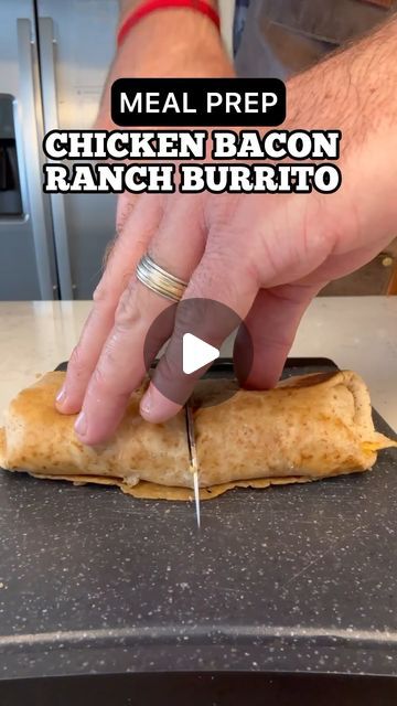 High Protein Hub on Instagram: "Chicken Bacon Ranch Burritos for Meal prep. By @tastyshreds 343 cals 42g protein 33 carbs 13 fat The ingredients: 17oz. Chicky breast 3 tbsp Siete taco seasoning Cilantro 5 slices center cut bacon Low cal tortilla wrap 80g reduced fat cheddar For da sauuuuuce: 159g nonfat Greek Onion powder Ranch 20g chipotle adobo pepper Lime 4 garlic cloves Cilantro Enjoy! #chicken #bacon #ranch #cozy #mealprep #easy #easyrecipe #dinner #cooking #food #foodblog #eeeats #foodstagram #instafood #healthy #highprotein" High Protein Chicken Bacon Ranch Burrito, Chicken Bacon Ranch Burrito, Low Cal Tortilla, Hammy Sammy, High Protein Wraps, Burritos Chicken, Chicken Avacado, Low Carb Turkey Meatballs, Chipotle Adobo