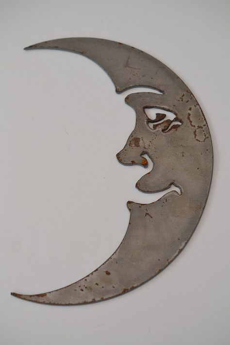 Plasma Cam Projects, Metal Cutouts Designs, Cnc Metal Art, Weld Projects, Moon Faces, Jewelry School, Dragon Fly Craft, Sheet Metal Art, Welded Metal Projects