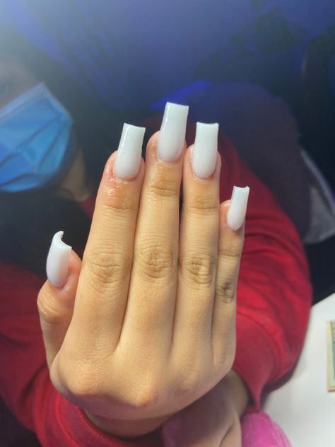 Medium White Acrylic Nails, Plain Acrylic Nails Square, White Nails Medium Length, Nut White Nails, White Nail Ideas, Senior Szn, Thermal Nails, Hard Nails, Diy Acrylic Nails