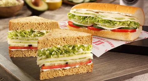 Veggie Sandwich Recipes, Jimmy Johns, Fast Food Places, Gourmet Sandwiches, Vegetarian Menu, Sandwich Shop, Vegetarian Sandwich, Veggie Sandwich, How To Make Sandwich