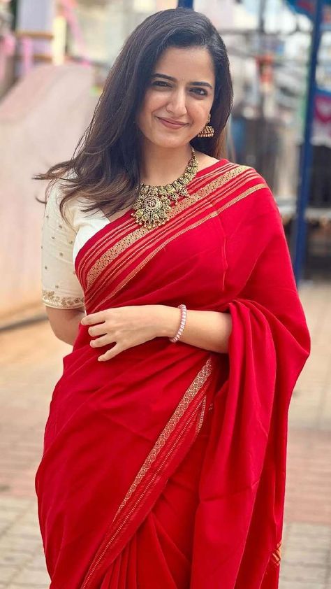 Ashika Ranganath, Stylish Saree, Embrace Yourself, Saree Ideas, Short Curly Hairstyles, Simple Saree Designs, Monsoon Season, Latest Bridal Dresses, Fashionable Saree Blouse Designs