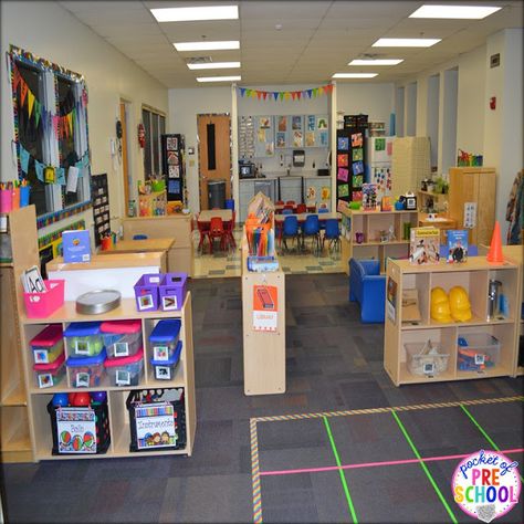 My Classroom Preschool Classroom Layout, Preschool Set Up, Preschool Classroom Setup, Pocket Of Preschool, Classroom Arrangement, Preschool Rooms, Prek Classroom, Preschool Classroom Decor, Preschool Centers