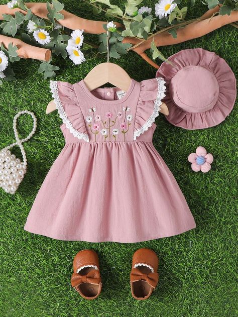 "Trendy Baby Frock Patterns That'll Melt Your Heart" Newborn Baby Girl Dresses, Baby Dress Tutorials, Newborn Dress, Baby Dress Embroidery, Newborn Baby Dresses, Baby Frock Pattern, Frock Patterns