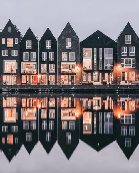 Pretty towns and perfect pics: these could be the best photos of the Netherlands you will ever see! – DutchReview Netherlands, Water, Instagram, Haarlem