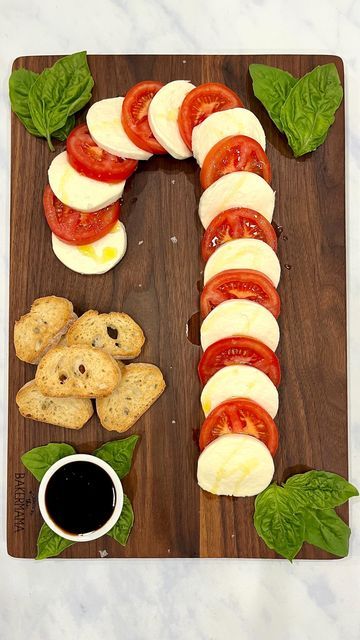 Maegan Brown ~ The BakerMama on Instagram: "❤️🤍 Candy Cane Caprese Board ❤️🤍 a simple and stunning way to serve an appetizer during the holidays! 🎄🍅🧀 It only requires a few ingredients and comes together in a matter of minutes so you can spend more time with your loved ones this holiday season. Comment “recipe” and I’ll DM you the link! or tap the link in profile @thebakermama for all the board building details. Follow for more festive recipes and ENJOY! ❤️ #TheBakerMama #BoardsByTheBakerMama https://thebakermama.com/recipes/caprese-candy-cane-board/ #caprese #candycanecaprese #candycane #christmasappetizer #holidayappetizer #cheeseboard #cheeseplatter #christmascaprese #christmas #christmasfood #christmasrecipe #christmasideas #merrychristmas #candycane #christmassnacks" Caprese Board, Christmas Caprese, Acorn Squash Recipes Healthy, Bagel Crisps, Bagel Dip, Ensalada Caprese, Smoked Salmon Bagel, Salmon Bagel, Building Details