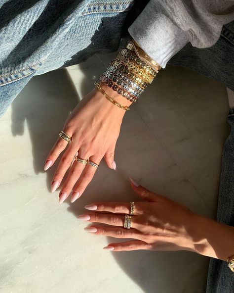 LISA GOZLAN on Instagram: “Finally Friday... time to peace out ✌️” Lisa Gozlan, Finally Friday, Jewelry Pins, Stacked Jewelry, Stackable Bracelets, Nail Accessories, Arm Candy, Jewelry Lover, Girls Best Friend